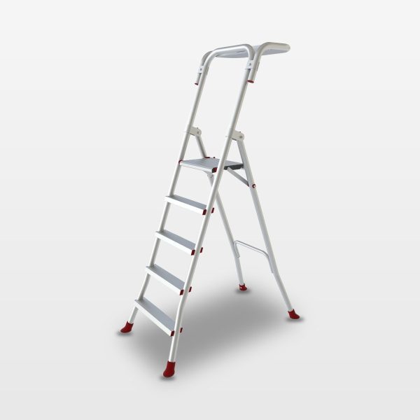 MEGA – escadote Jormax